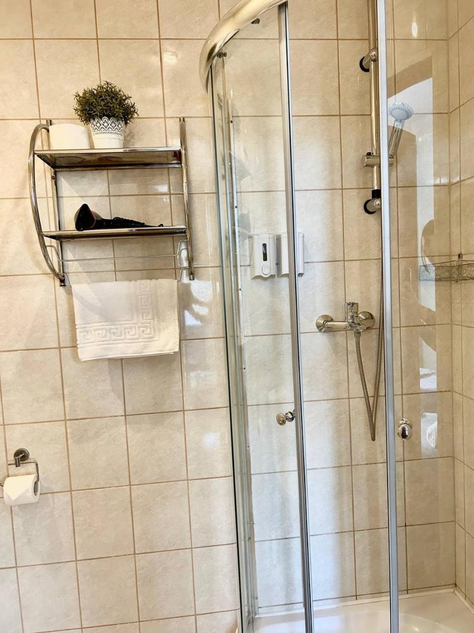 Apartamenti Dvinska Daugavpils Buitenkant foto