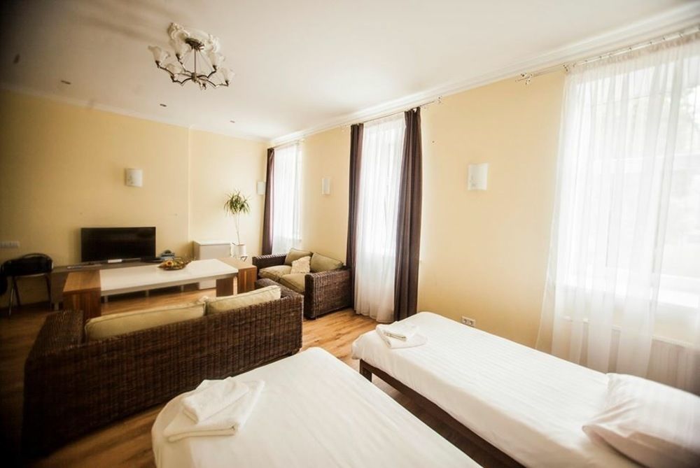 Apartamenti Dvinska Daugavpils Buitenkant foto