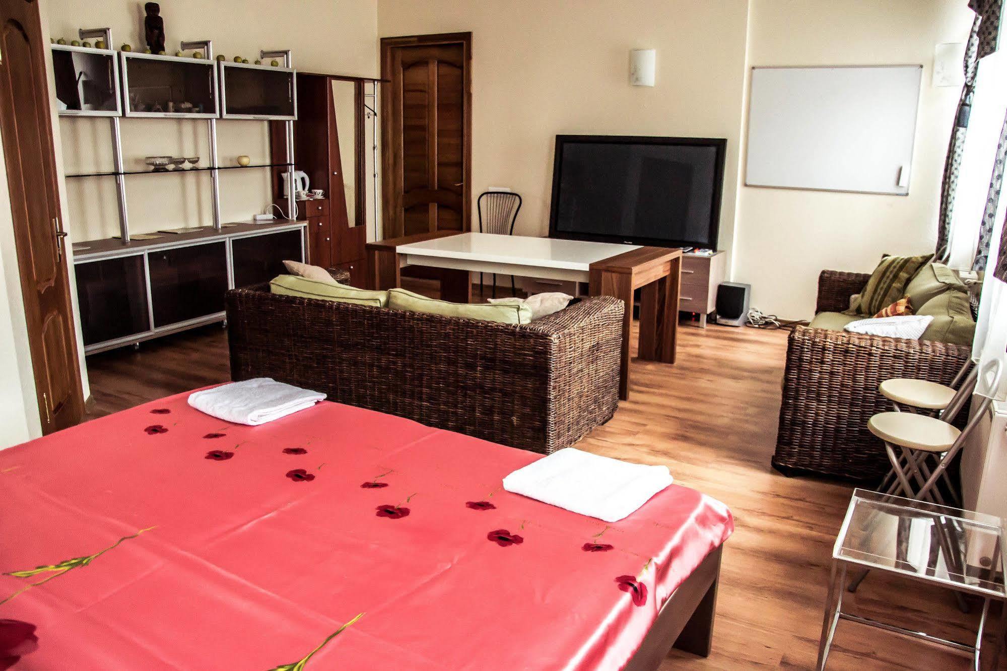 Apartamenti Dvinska Daugavpils Buitenkant foto